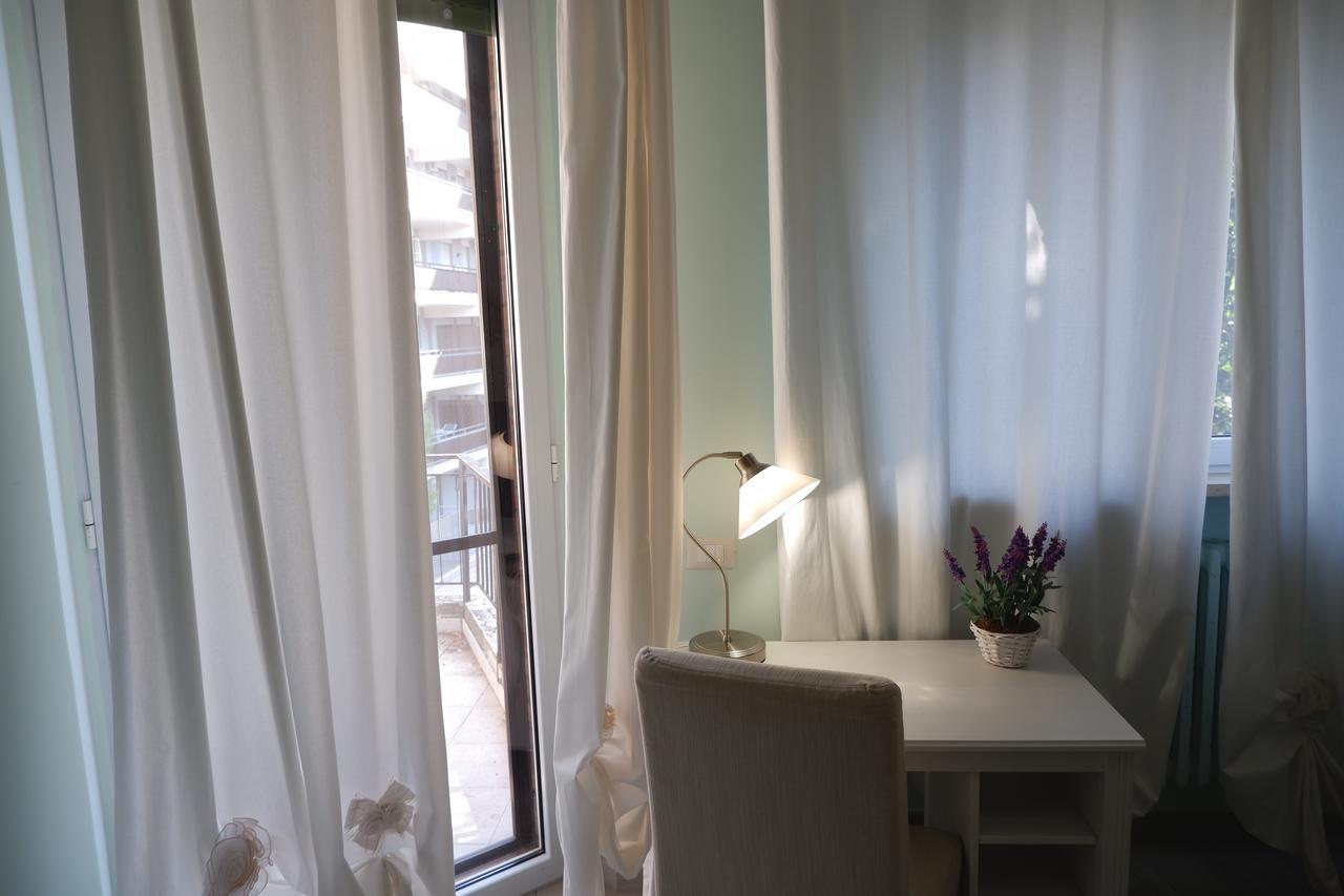 B&B Il Giardino In Citta - Parcheggio Privato Gratuito Foggia Exteriör bild
