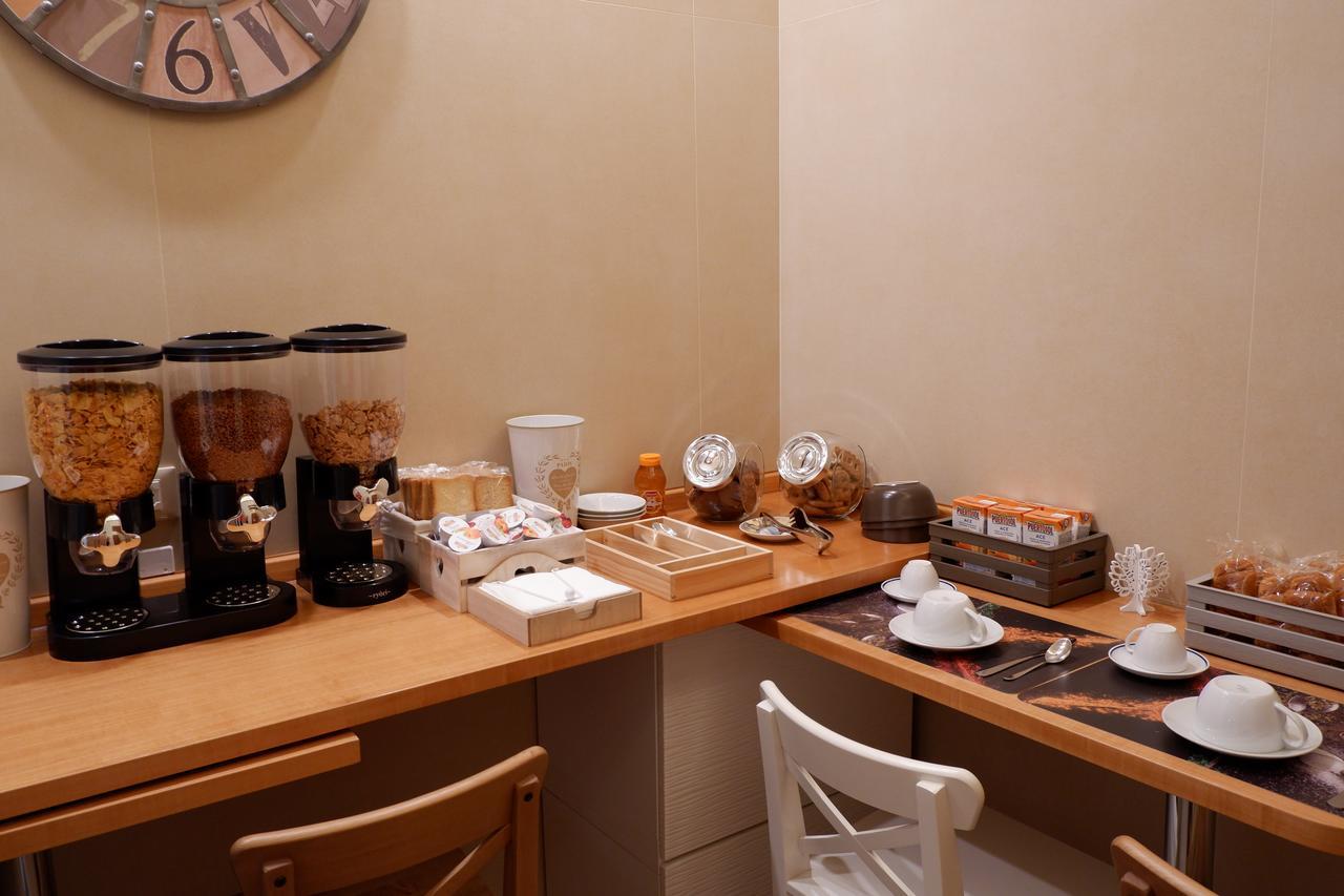 B&B Il Giardino In Citta - Parcheggio Privato Gratuito Foggia Exteriör bild